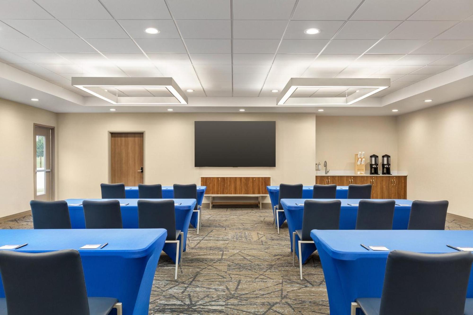 Candlewood Suites Bessemer - Birmingham Sw By Ihg Exterior foto